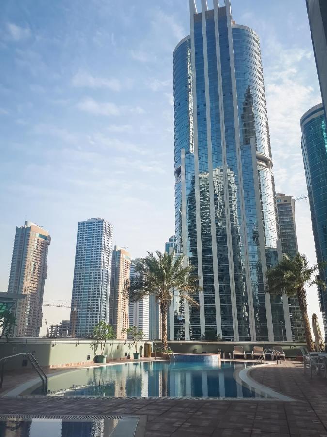 Higuests - Cozy Studio With Panoramic Views On The Lake Apartamento Dubai Exterior foto