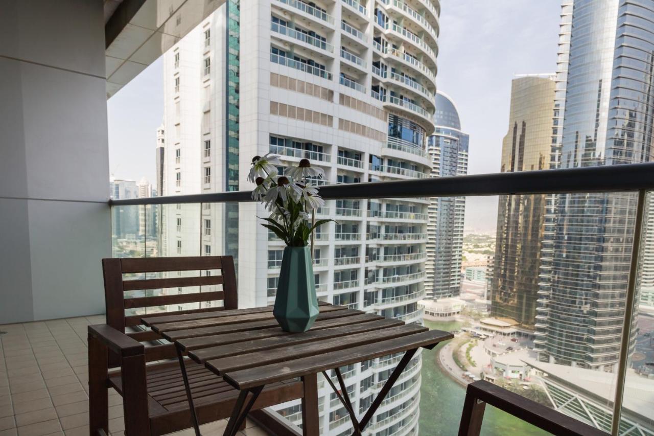 Higuests - Cozy Studio With Panoramic Views On The Lake Apartamento Dubai Exterior foto
