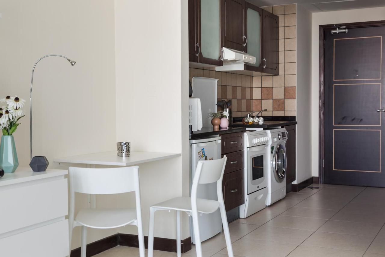 Higuests - Cozy Studio With Panoramic Views On The Lake Apartamento Dubai Exterior foto