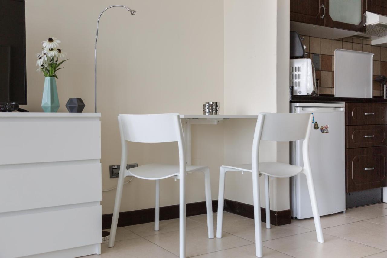 Higuests - Cozy Studio With Panoramic Views On The Lake Apartamento Dubai Exterior foto