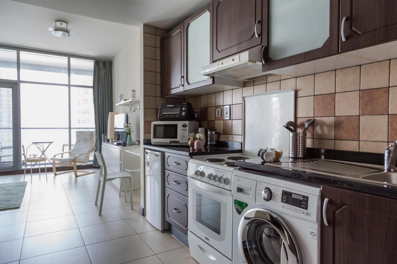 Higuests - Cozy Studio With Panoramic Views On The Lake Apartamento Dubai Exterior foto